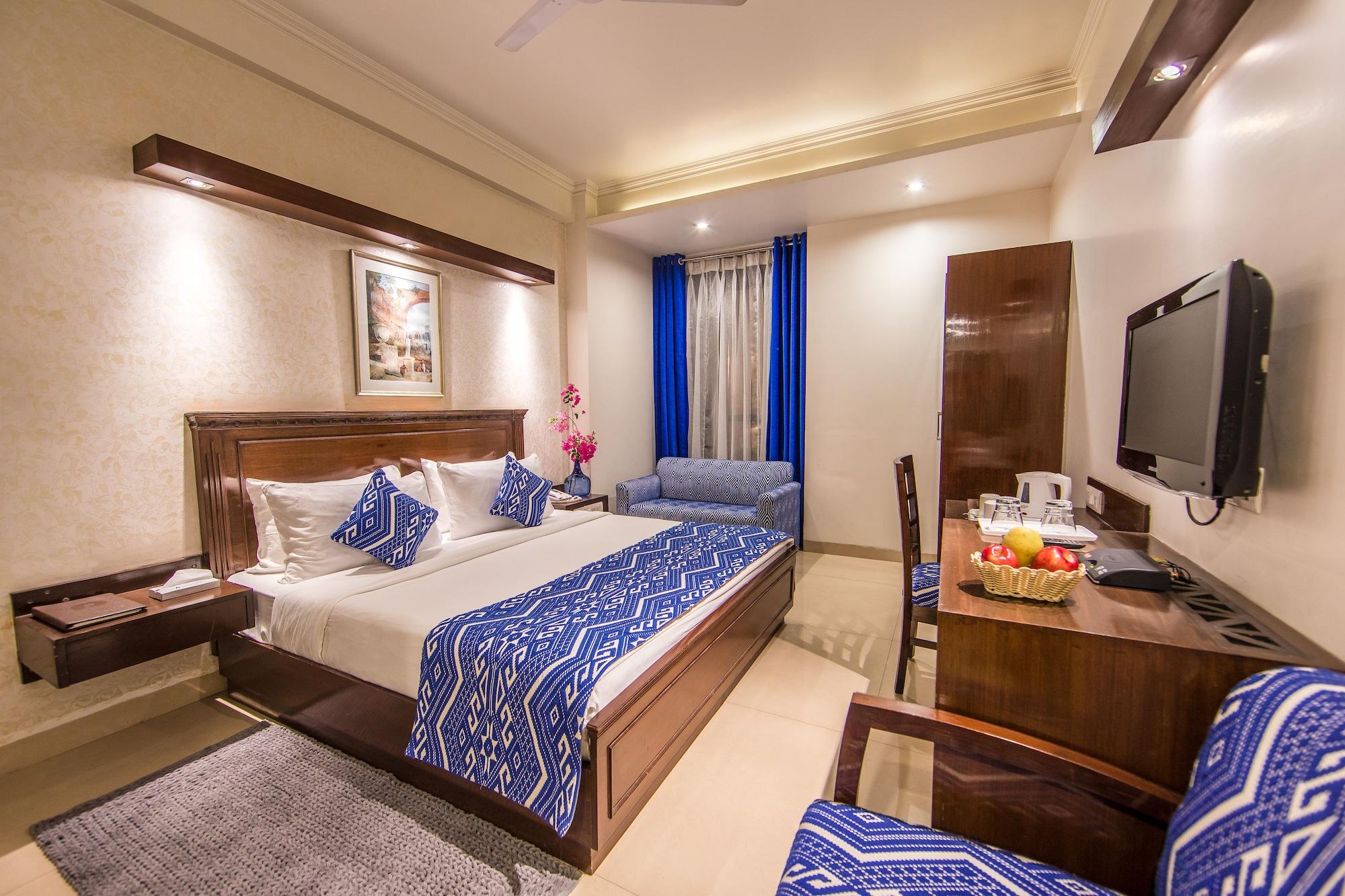 Rockland Hotel, C.R Park New Delhi Bagian luar foto