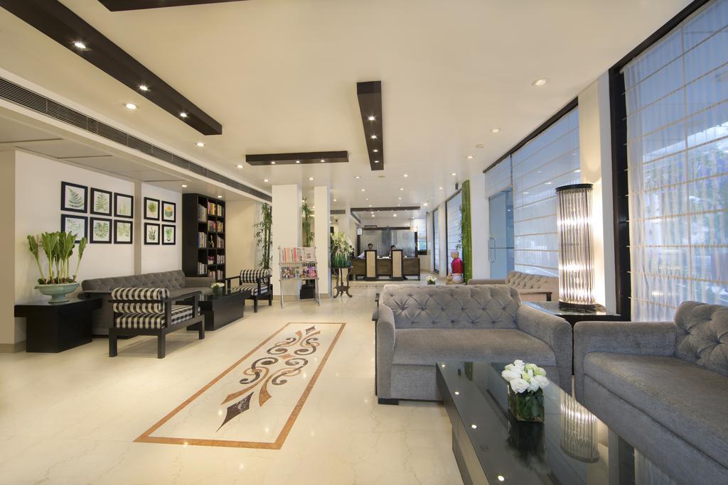 Rockland Hotel, C.R Park New Delhi Bagian luar foto